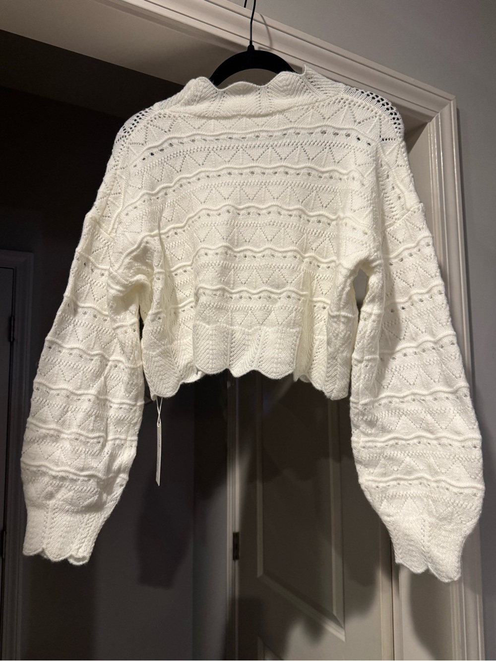 NWT Halara Medium Ivory Pointelle Knit Cropped Mock Neck Sweater Scalloped Hem - Picture 6 of 12